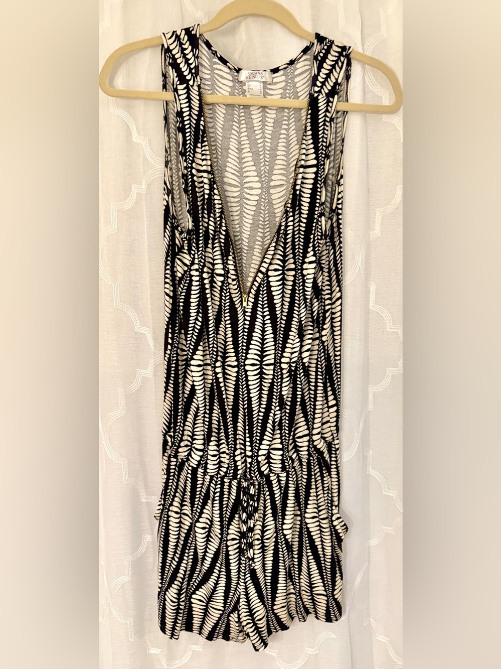 LasCana for Venus Black & White Boho Print Zip Front Romper Size M